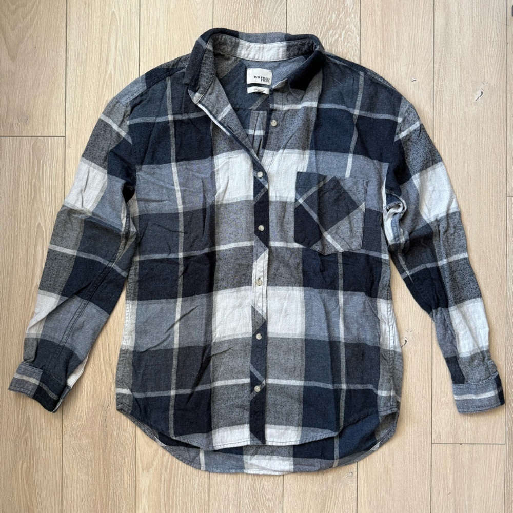 Wilfred Free Gray and Navy Plaid Flannel Shirt Cotton Women’s Size Small